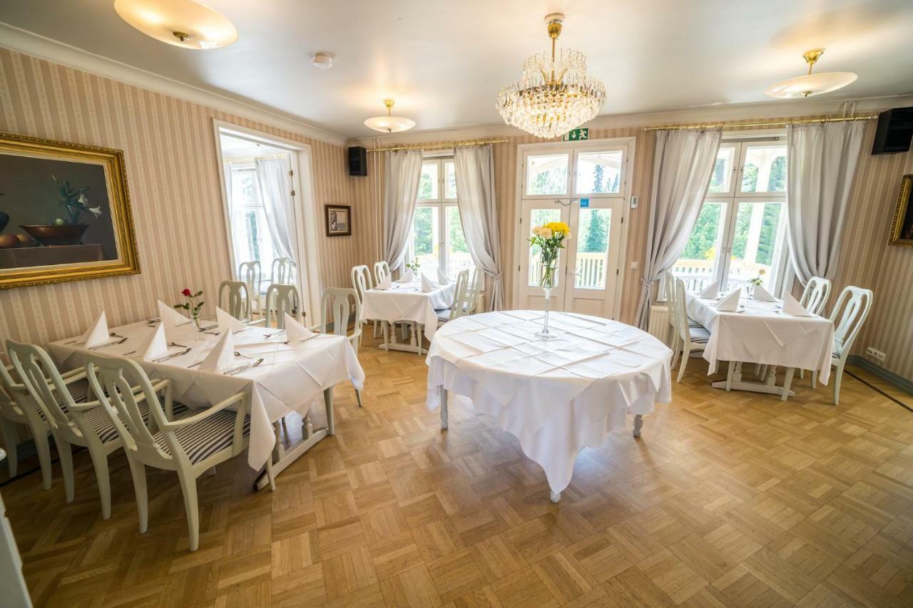 Karolineburg Manor House Hotel Kajaani Exterior photo